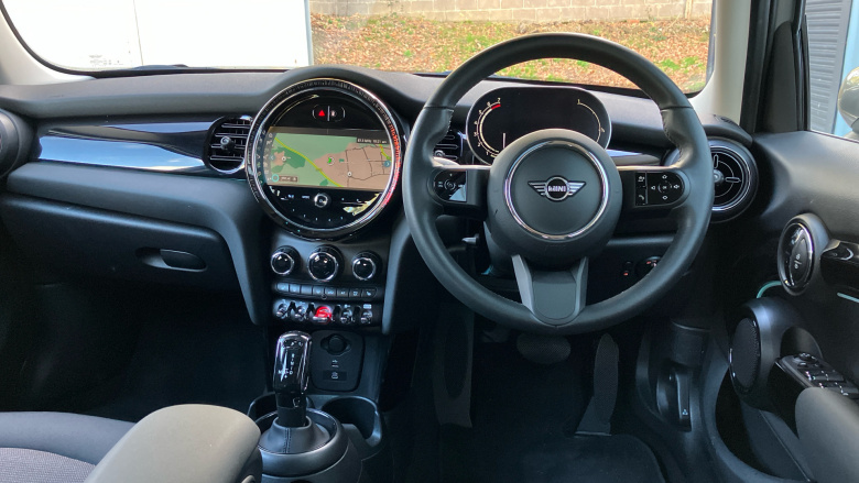 MINI Hatchback 1.5 Cooper Classic Premium 5dr Auto Petrol Hatchback